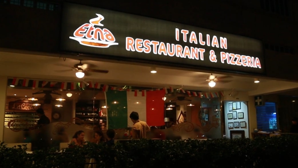 Sign of the Italian restaurant Etna in Singapore